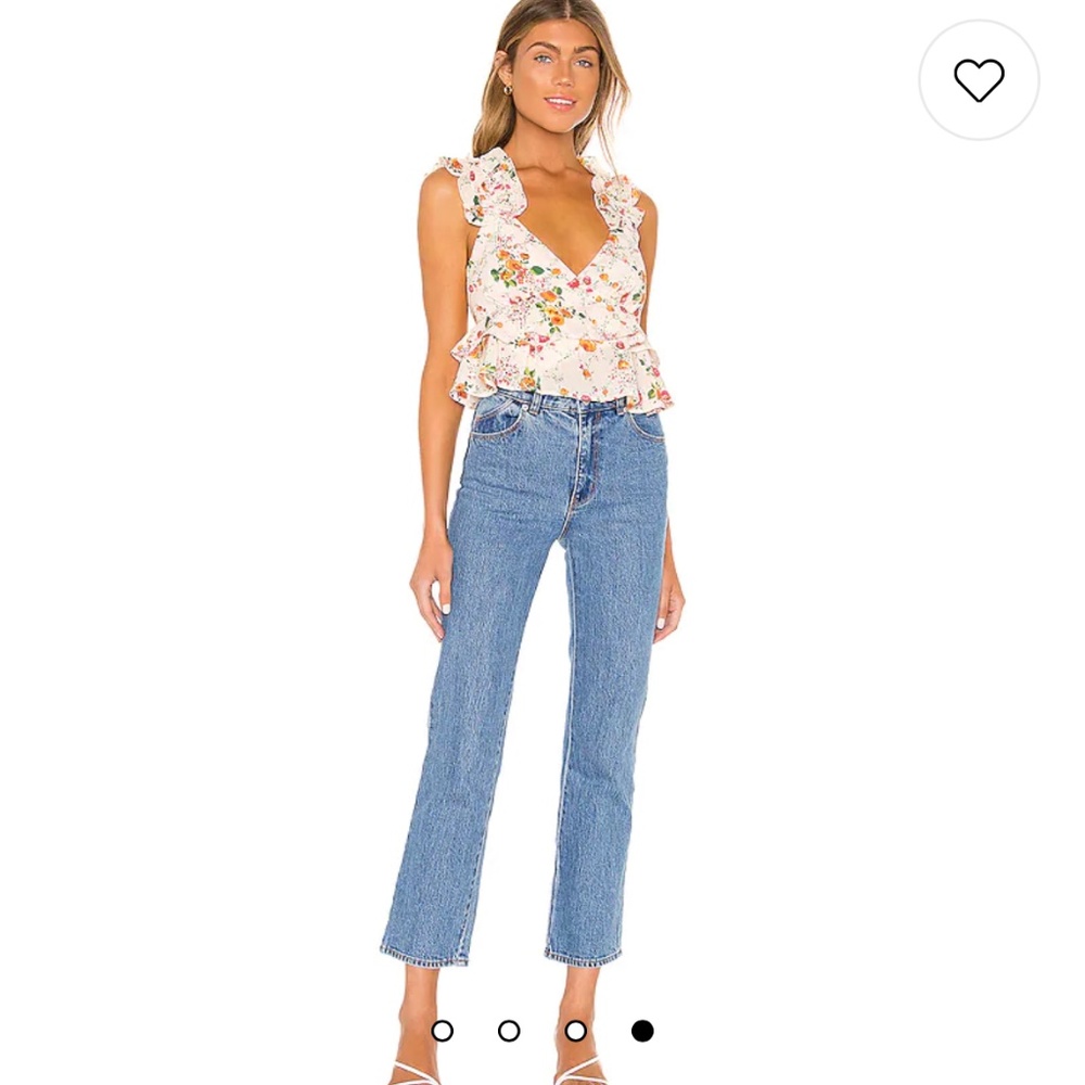 Woman top size small never worn